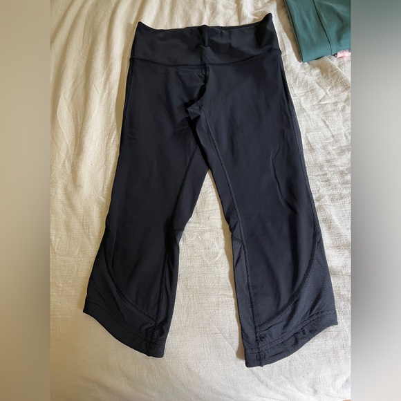 Lululemon crop Capri -size 8 - Picture 6 of 8